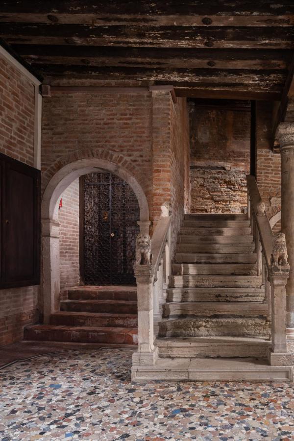 Palazzo Soranzo Noble Floor R&R Apartment Venice Luaran gambar